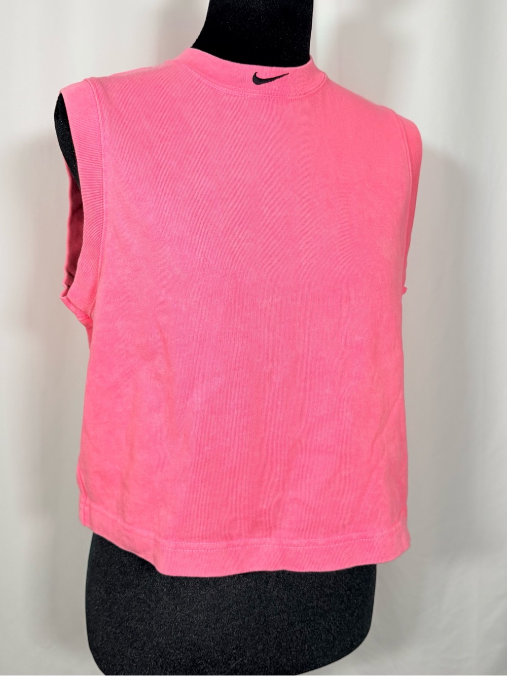 Nike Women's Hot Pink Sleeveless Crop Tank